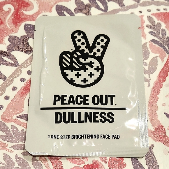 4 NWOT Peace Out Dullness 1 Step Brightening Resurfacing Face Pads Niacinamide - Picture 2 of 3